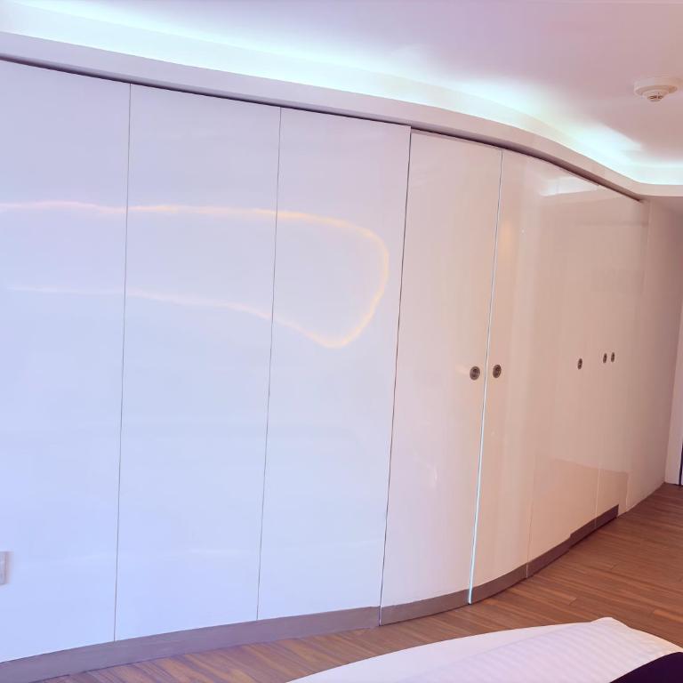Luxury Beachfront Escape at The Carmen Hotel - King Suite with Ocean View - 22