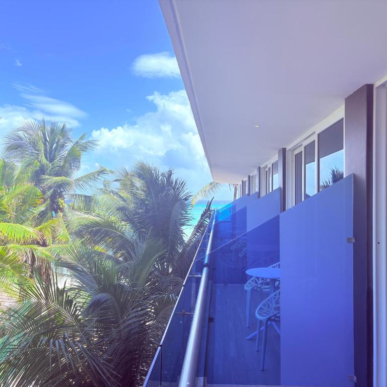 Luxury Beachfront Escape at The Carmen Hotel - King Suite with Ocean View - 17