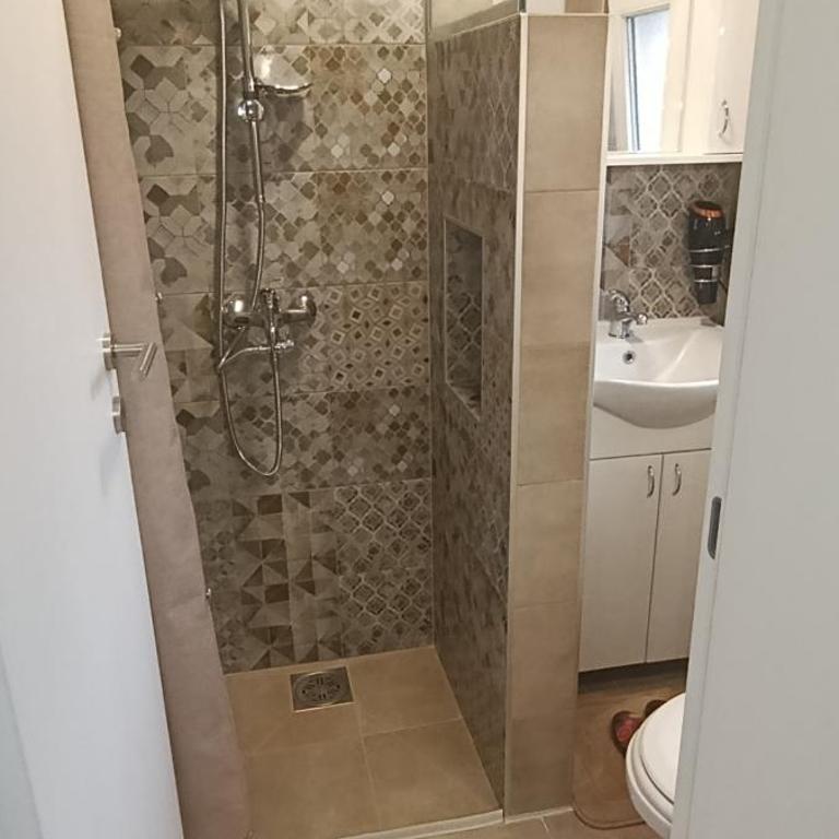 Porodični kutak - Apartman sa 1 Spavaćom Sobom - 13