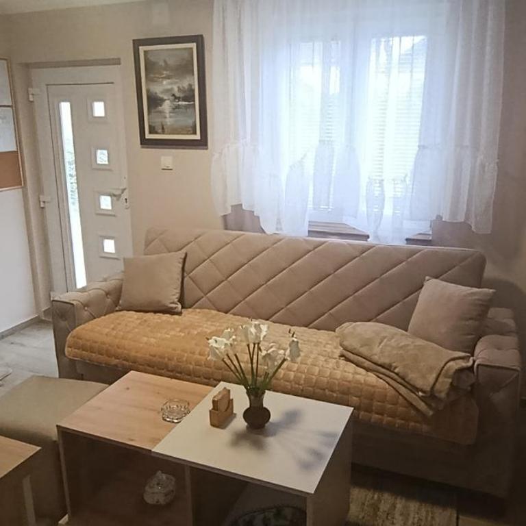 Porodični kutak - Apartman sa 1 Spavaćom Sobom - 16