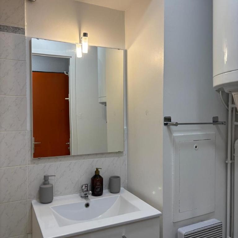 City Break Rouen Saint-Sever - One-Bedroom Apartment - 6