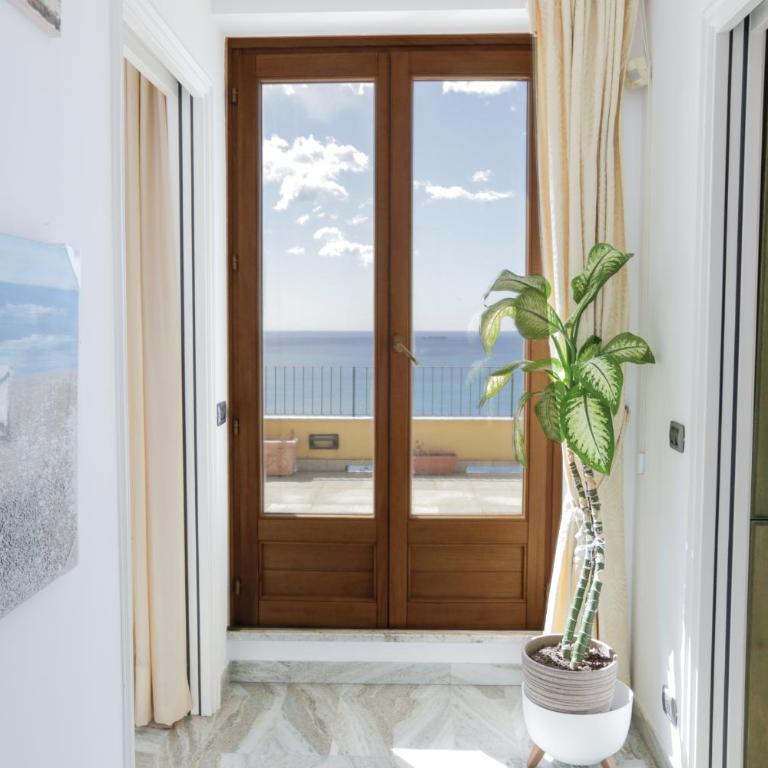 Terrazza sul mare - AC - Self check-in - Wi-Fi 1G - One-Bedroom Apartment with Terrace - 19