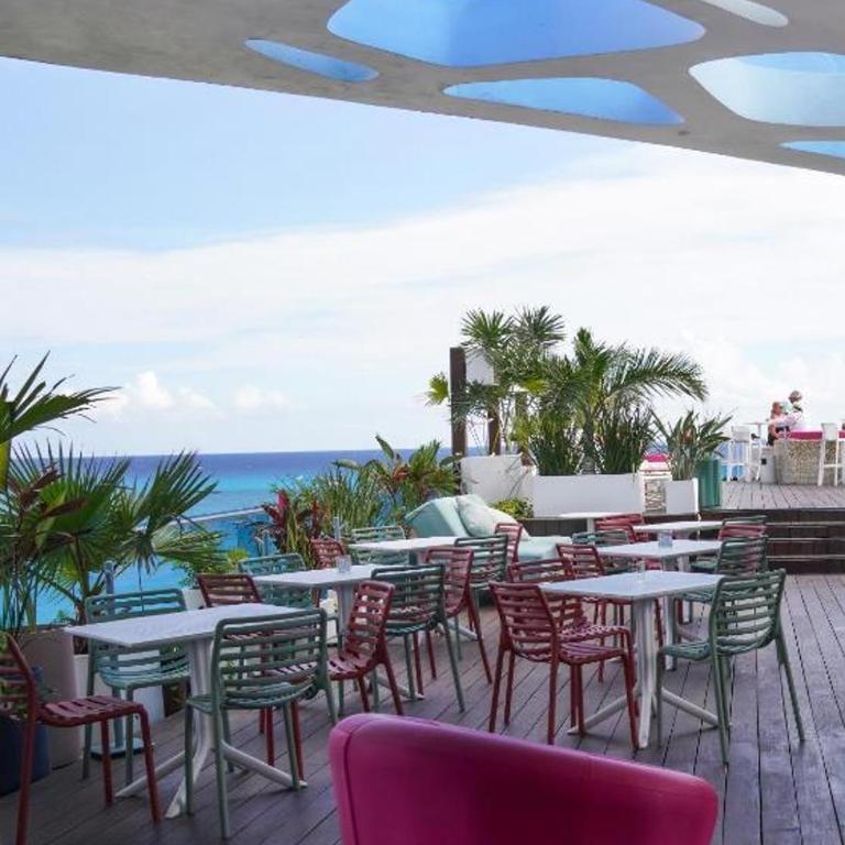 Oceanfront King Suite with Stunning Ocean View - Studio with Sea View - 41