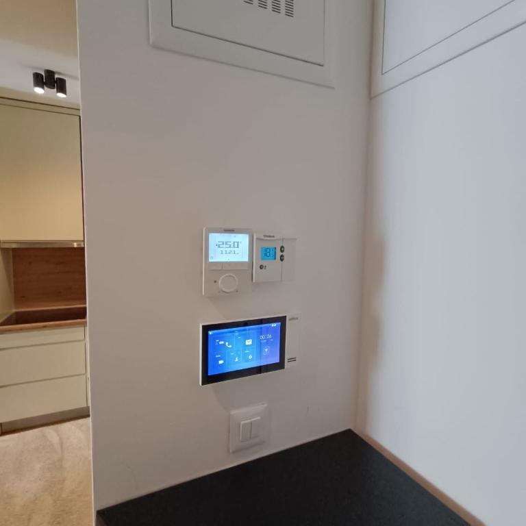 LuxApart Vrbanjusa Old City Centar free garage - Deluxe Apartment - 15