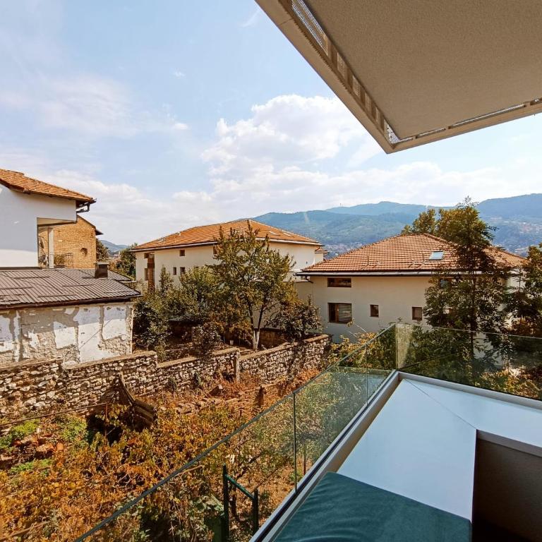 LuxApart Vrbanjusa Old City Centar free garage - Deluxe Apartment - 3