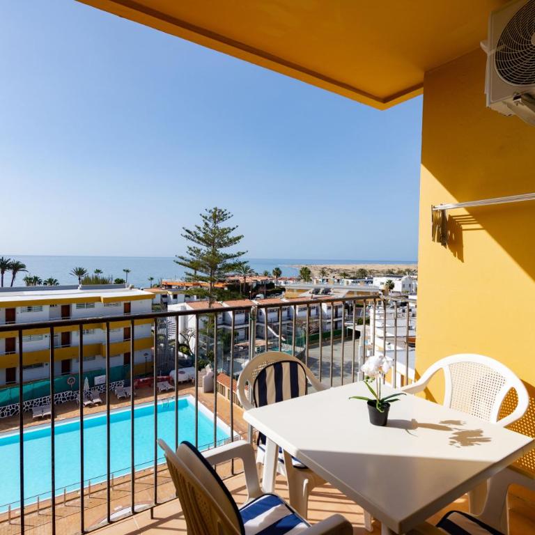SUNSET BAY 509 by HOMESTAYGRANCANARIA - Two-Bedroom Apartment - 2