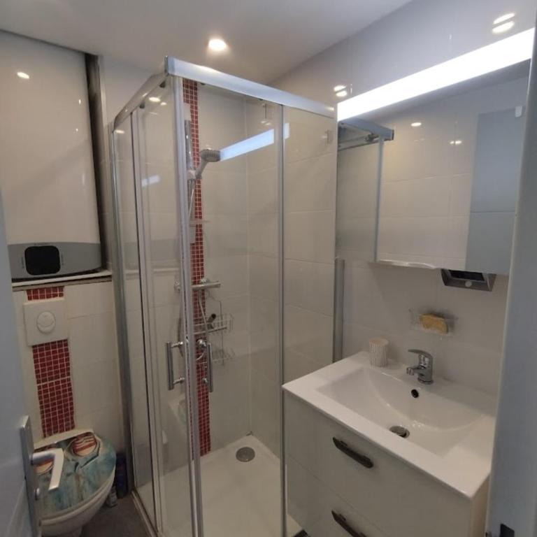 Air-conditioned apartment at Horizon Marina - Appartamento - 9