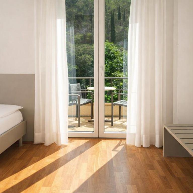 Ventus Park Hotel - Camera Tripla con Balcone - 4