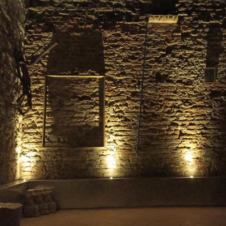Loft&Art - Appartamento con 1 Camera da Letto - 16