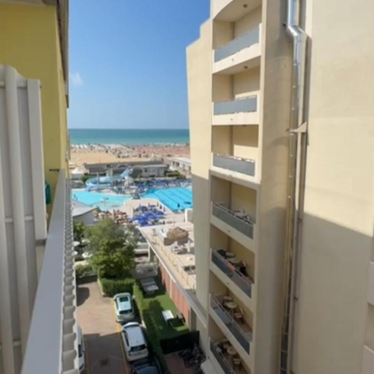 Seaside bliss modern comfort with sea view - Apartamento - 7