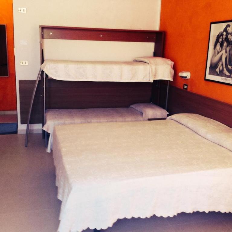 Hotel Amoha - Camera Tripla Comfort - 4
