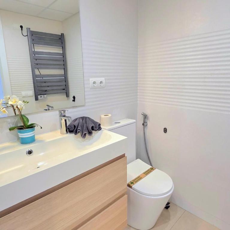 La Nogalera Vistas Modern 3bed 2 Bath with seaviews and private parking by NAMASTE ELITE - Apartamento de 3 dormitorios - 18