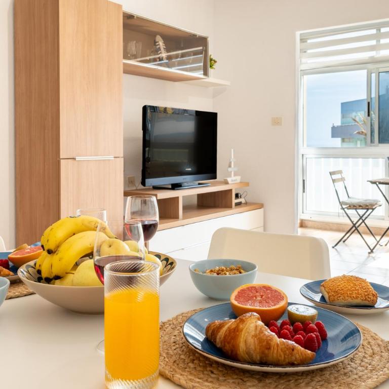 Luminoso y Acogedor, 2 Piscinas, Playa 3 min - Apartamento de 1 dormitorio - 10