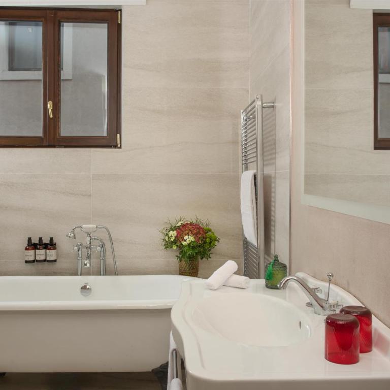 NH Collection Palazzo Verona - Junior Suite - 6