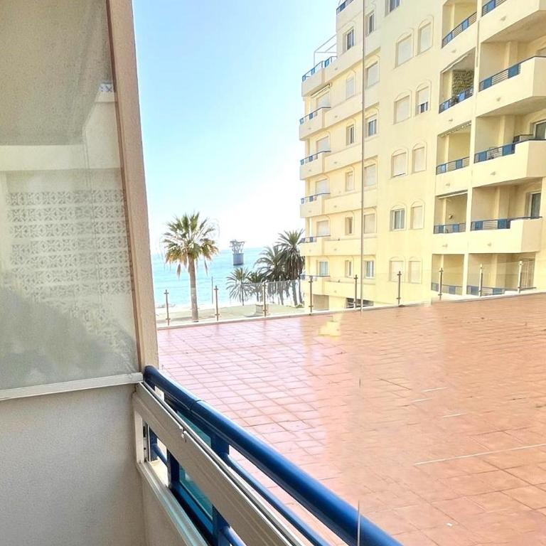 Banana Beachfront Marbella - Apartamento - 25