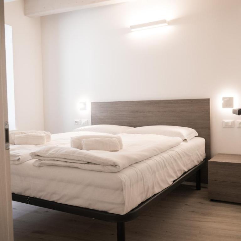 TENNA APARTMENTS Lake & Spa - Appartamento - 9