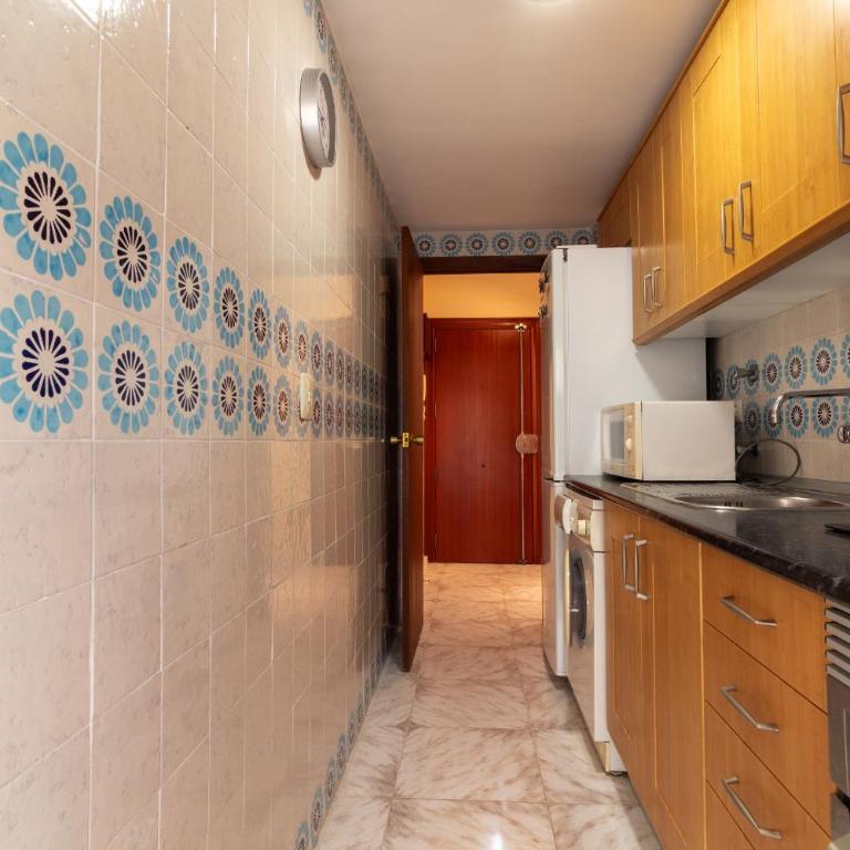 Global Vacacional, Acogedor piso familiar en Canet Playa - Appartamento - 17