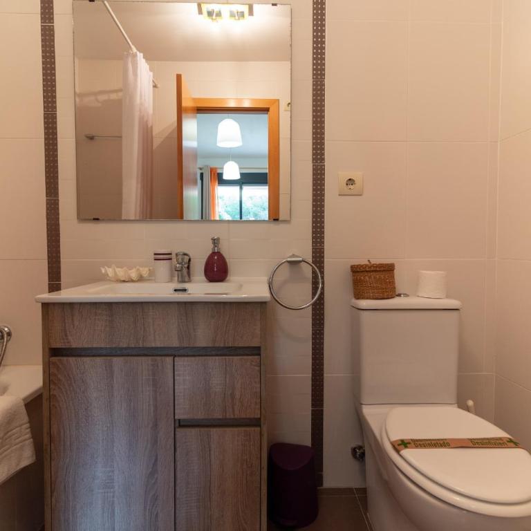 Global Vacacional, Amplia planta baja con dos habitaciones en Canet - Appartement avec Terrasse - 14