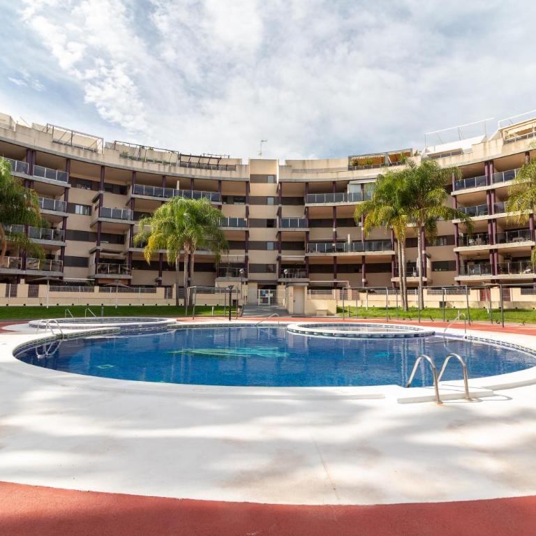 Global Vacacional, Amplia planta baja con dos habitaciones en Canet - Appartement avec Terrasse - 22