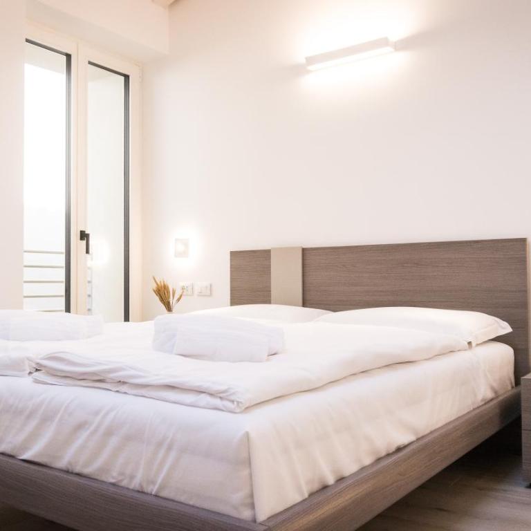 TENNA APARTMENTS Lake & Spa - Appartamento su 2 Livelli - 12