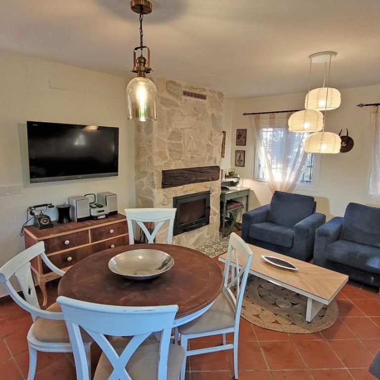 Casa Rural Cortijo Atalaya de Loaimes - Vacation Home - 4