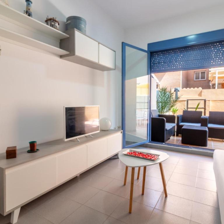 Global Vacacional, Planta baja con terraza cerca de la playa - Apartment mit Terrasse - 12