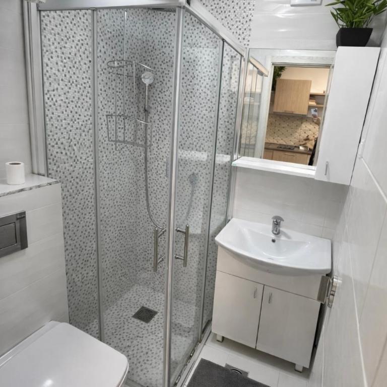 Blue Bay Studio - One-Bedroom Apartment - 3