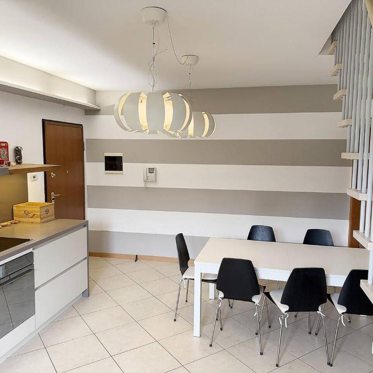 Gardéa – Eleganza nel cuore di Garda - Appartamento con 3 Camere da Letto - 2
