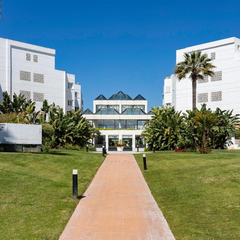 Genteel Home Playa Rocio Puerto Banus - Apartamento de 2 dormitorios con terraza y vistas al mar - 16