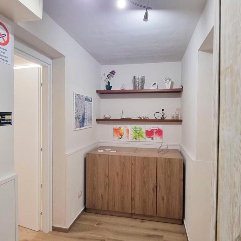 La Rosa House - One-Bedroom Superior Apartment - 33
