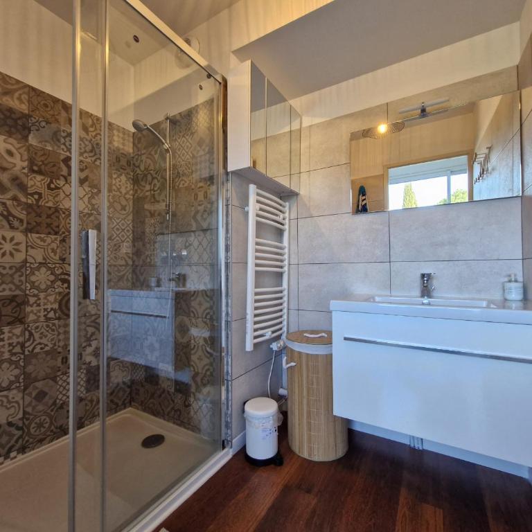 Sol-y-Days les Tortues appartement confortable proche de la Mer - One-Bedroom Apartment with Balcony - 11