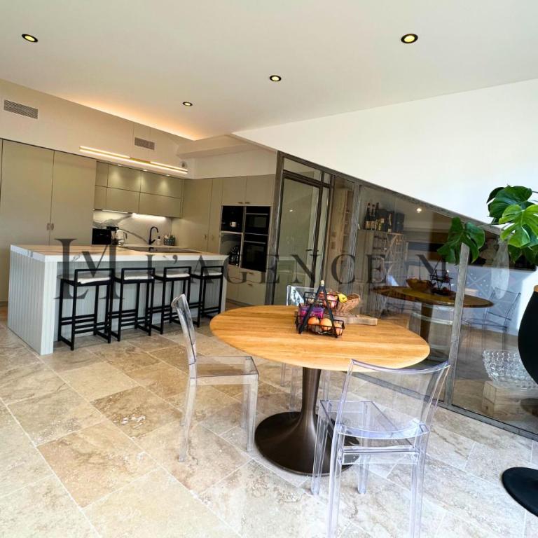 Casarina Penthouse Rooftop - 200m plage - 3 suites - Terrasse d'exception - Calvi - Three-Bedroom Apartment - 15