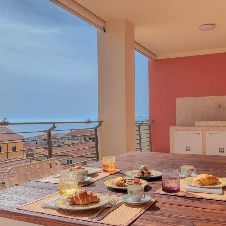 Terrazza Smeraldo - Appartamento con 2 Camere da Letto - 2