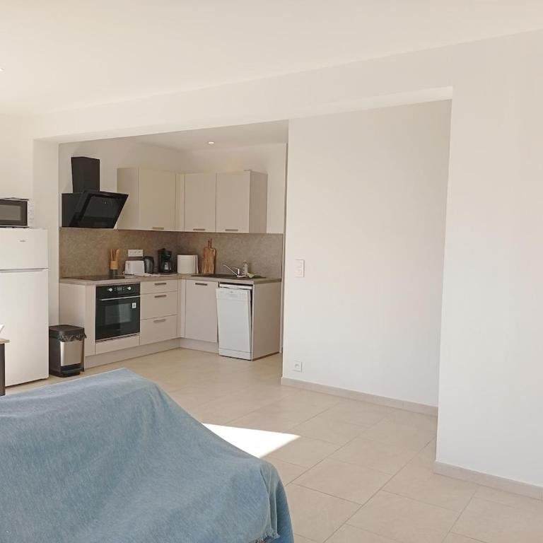 Appartement Cosy Cimes - Two-Bedroom Apartment - 4