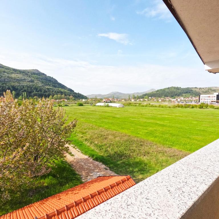Vila Magdalena - One-Bedroom Apartment with Balcony and Mountain View - 1
