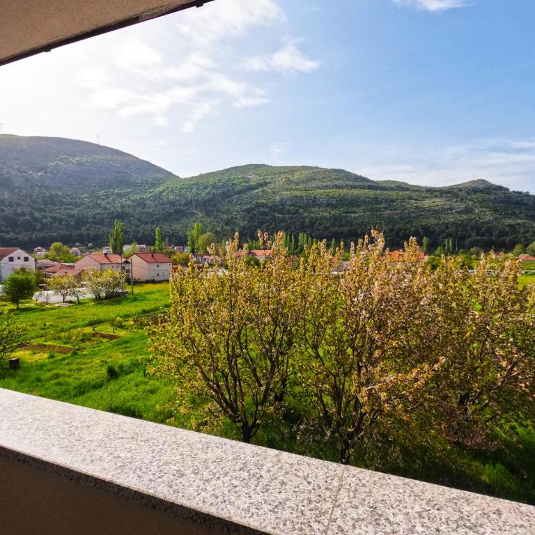 Vila Magdalena - One-Bedroom Apartment with Balcony and Mountain View - 3