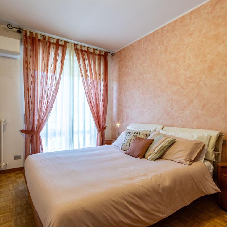 Pasadena House - Arona - Terrace with lake view - AC - By Guestaly - Appartamento con 2 Camere da Letto - 22