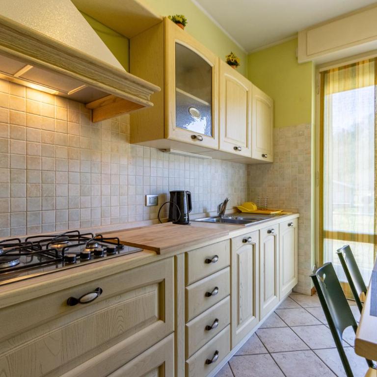 Pasadena House - Arona - Terrace with lake view - AC - By Guestaly - Appartamento con 2 Camere da Letto - 5