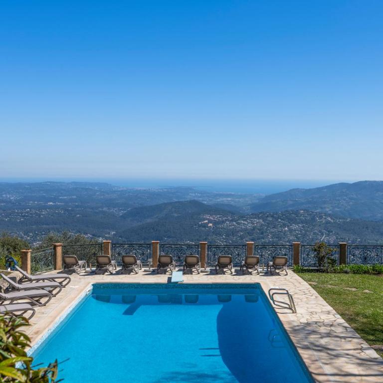 Villa Mas du Chene in a private domain - Villa - Vue sur Mer - 21