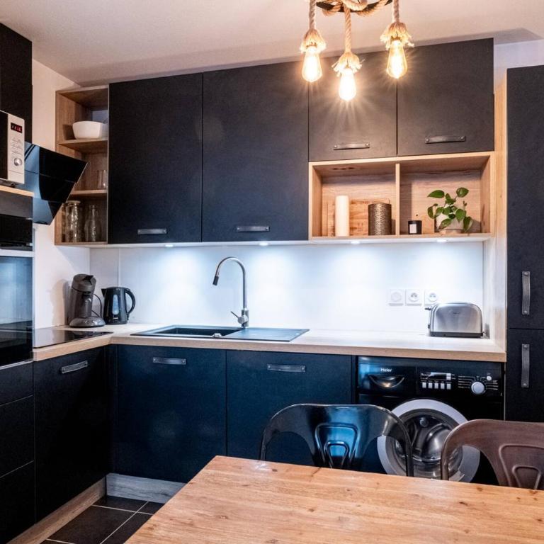 Annecy L'Elégance : grande chambre/stationnement - Appartement - 17