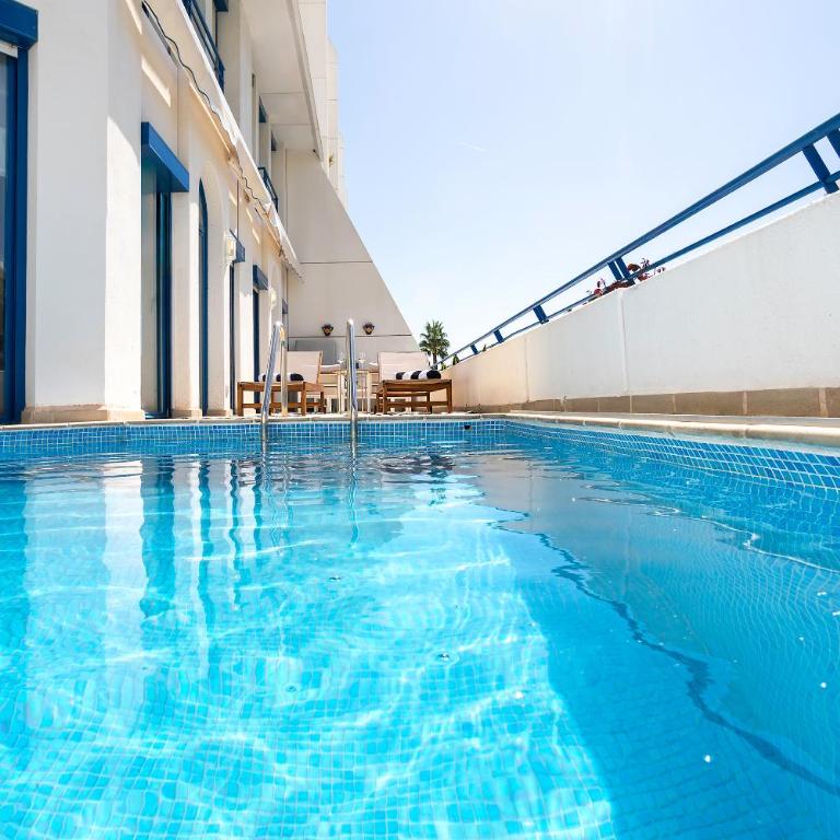 Genteel Home Marbella House Beach - Apartamento de 3 dormitorios con piscina privada - 8
