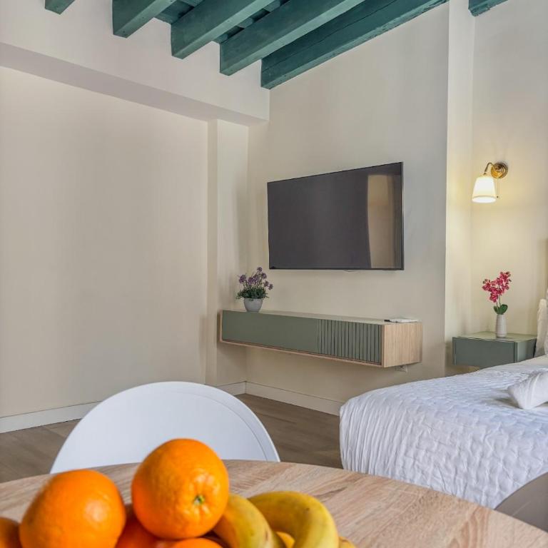 Old Town Home Collection - One-Bedroom Apartment with Terrace - 8