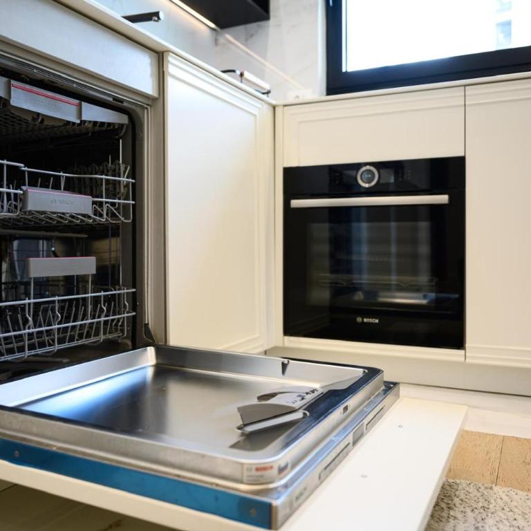 BW Exclusive Residence with Free Garage - Deluks Apartman sa 2 Spavaće Sobe i Balkonom - 45