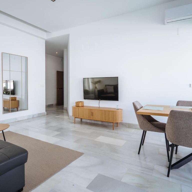 Áticos Magdalena - Penthouse Two-Bedroom Apartment - 33