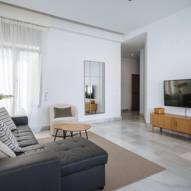 Áticos Magdalena - Penthouse Two-Bedroom Apartment - 8