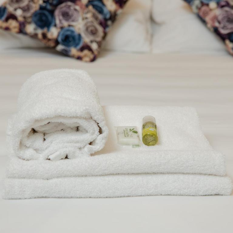 Oda Guest House - Camera Matrimoniale con Bagno Privato - 8
