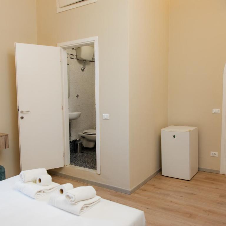 Oda Guest House - Camera Matrimoniale con Bagno Privato - 8