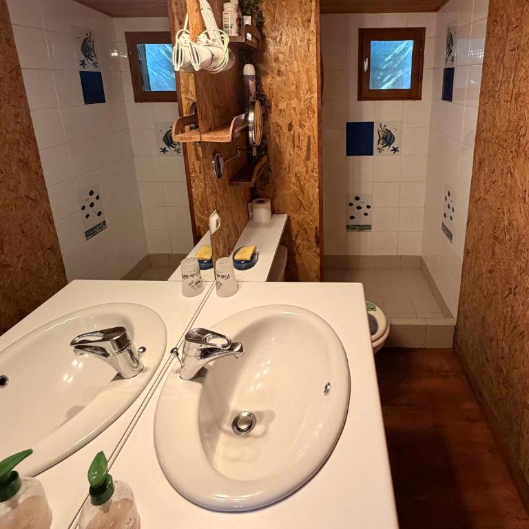 Maison de vacances à 100 m de la mer - 4 personnes - Maison 2 Chambres - 8
