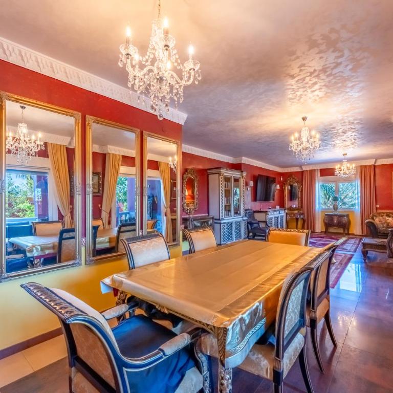 Majestic Villa by the Beach Heated Private Pool & Jacuzzi - Villa with Sea View - 11