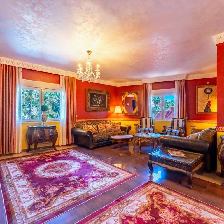 Majestic Villa by the Beach Heated Private Pool & Jacuzzi - Villa with Sea View - 14